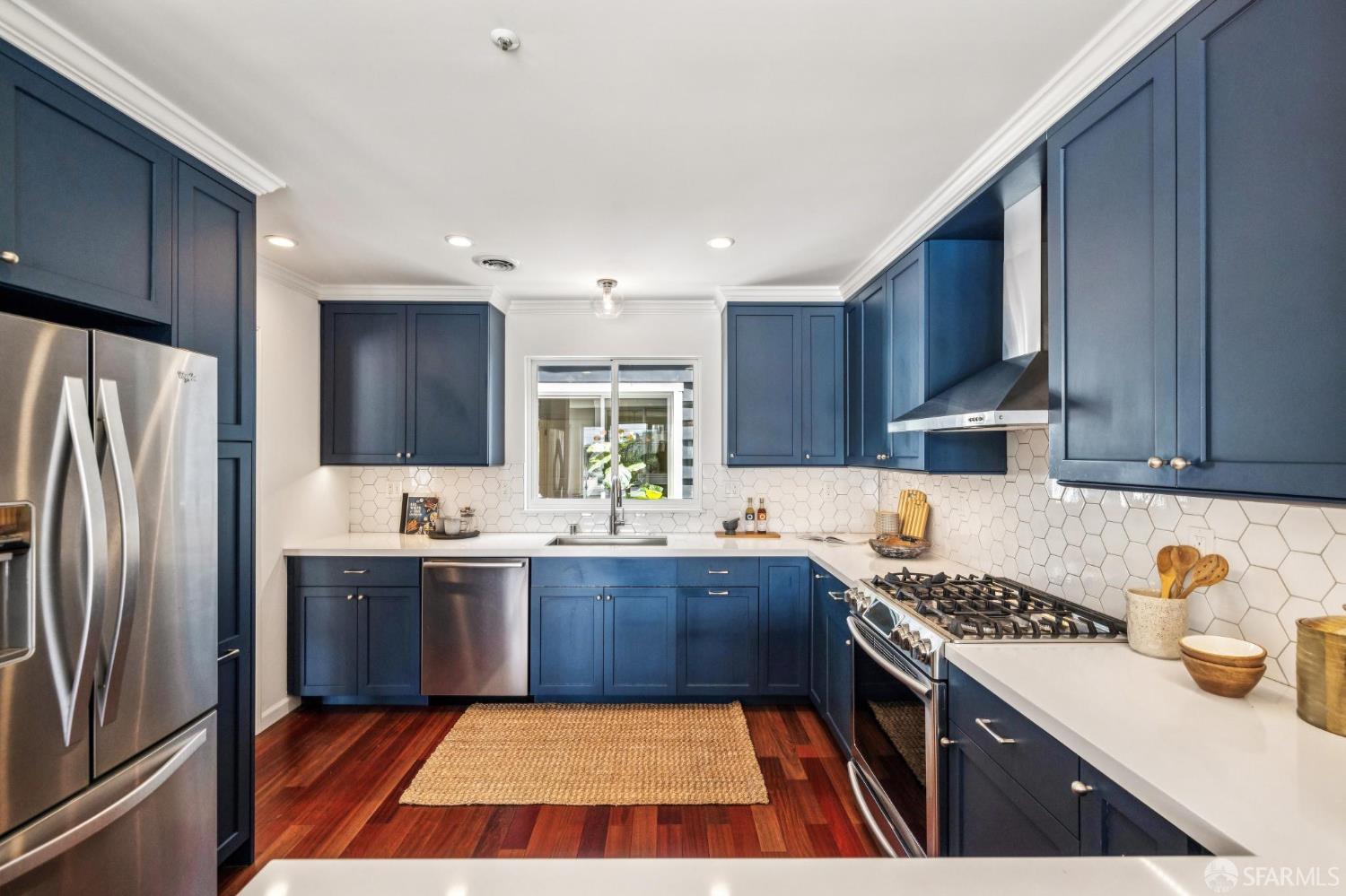 Photo #12: 426118867 Listing: Photo #12