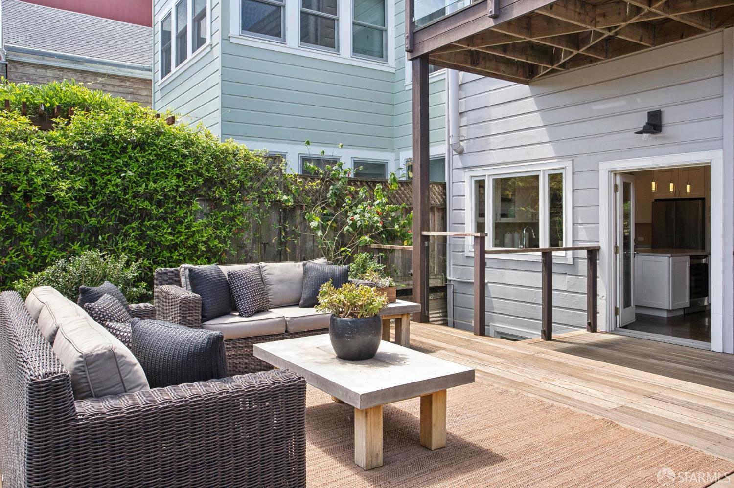 558 22nd, San Francisco, CA, 94121
