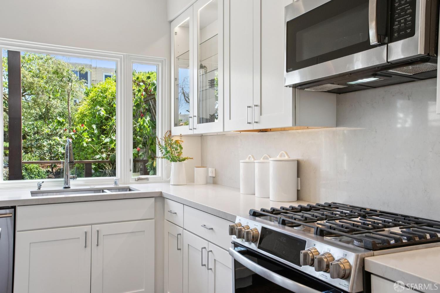 558 22nd, San Francisco, CA, 94121