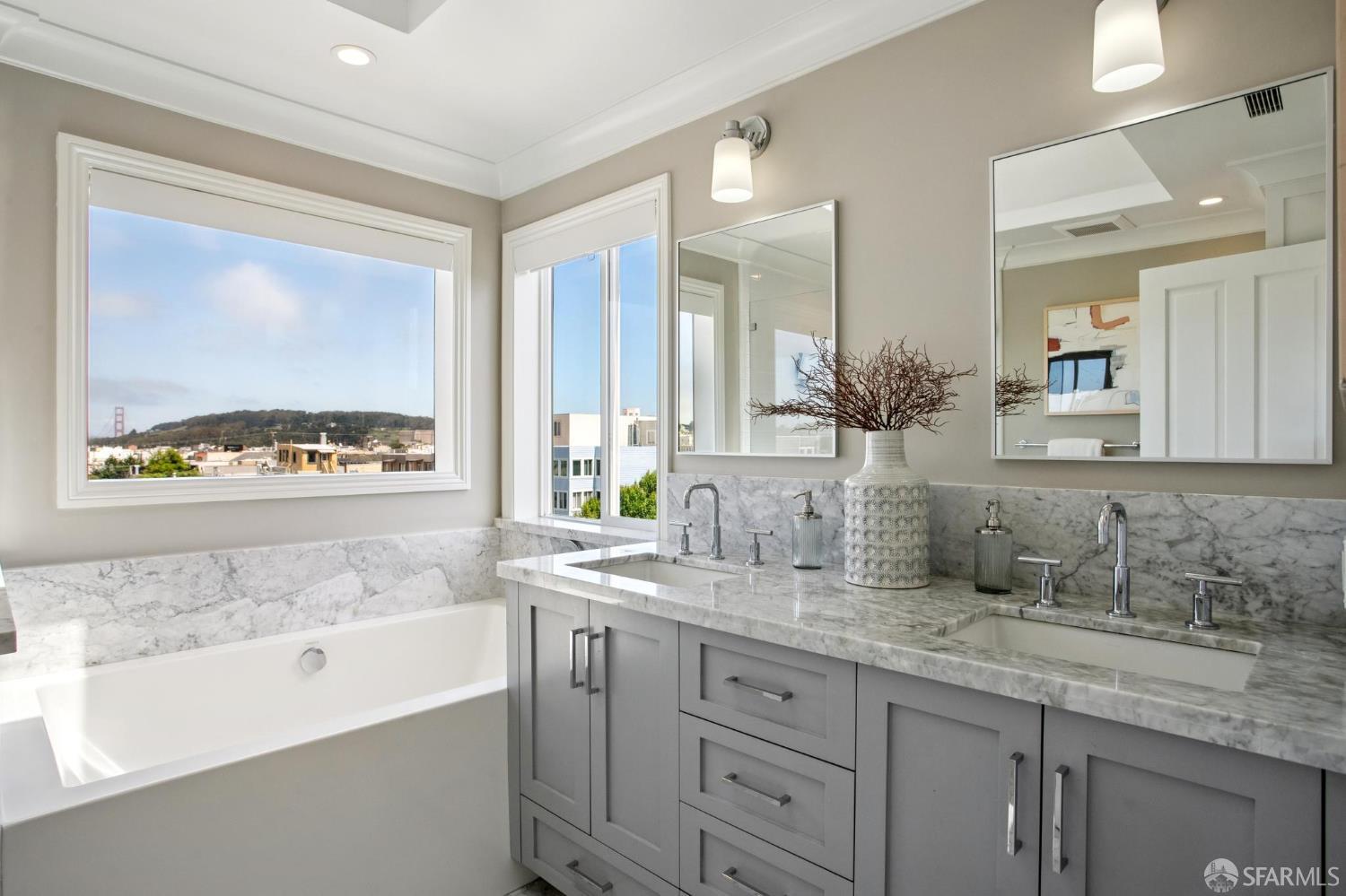 558 22nd, San Francisco, CA, 94121