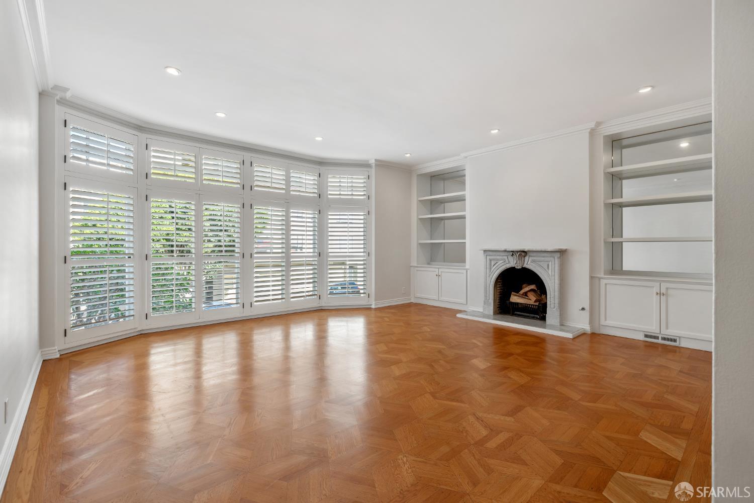 Photo #5: 426116218 Listing: Photo #5