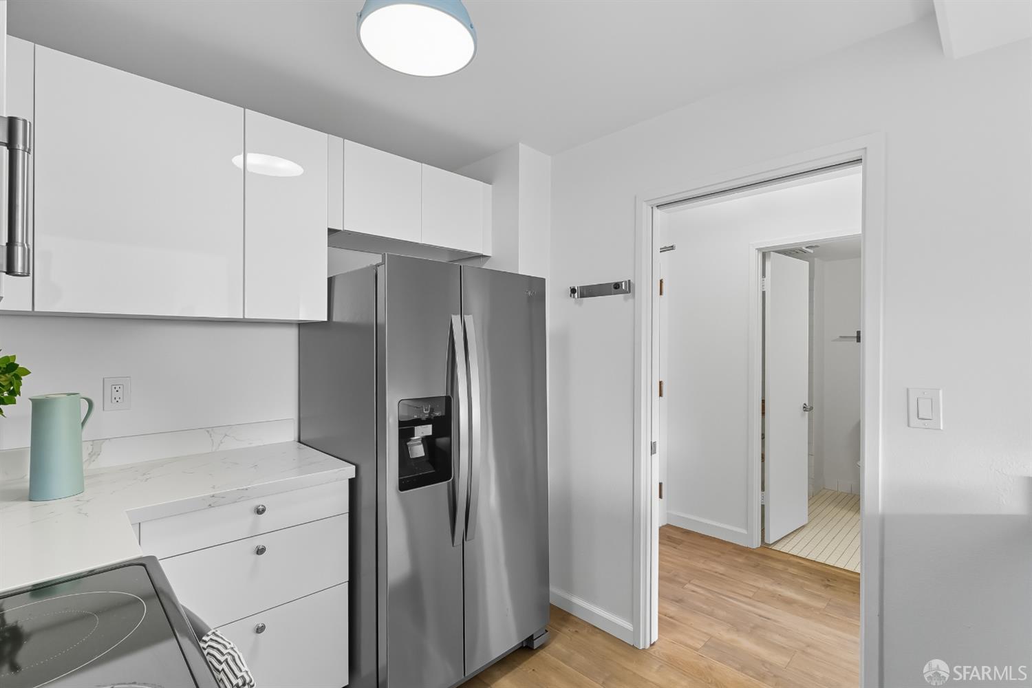 Photo #8: 426127182 Listing: Photo #8