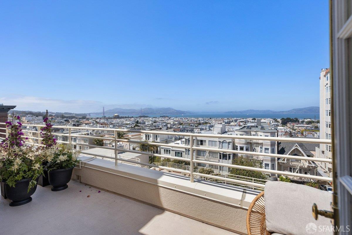 Photo #4: 426127072 Listing: Photo #4