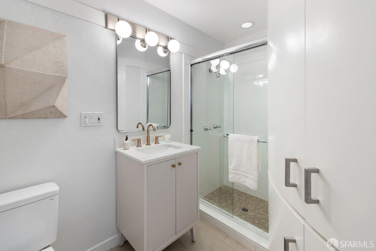 Photo #34: 426127072 Listing: Photo #34