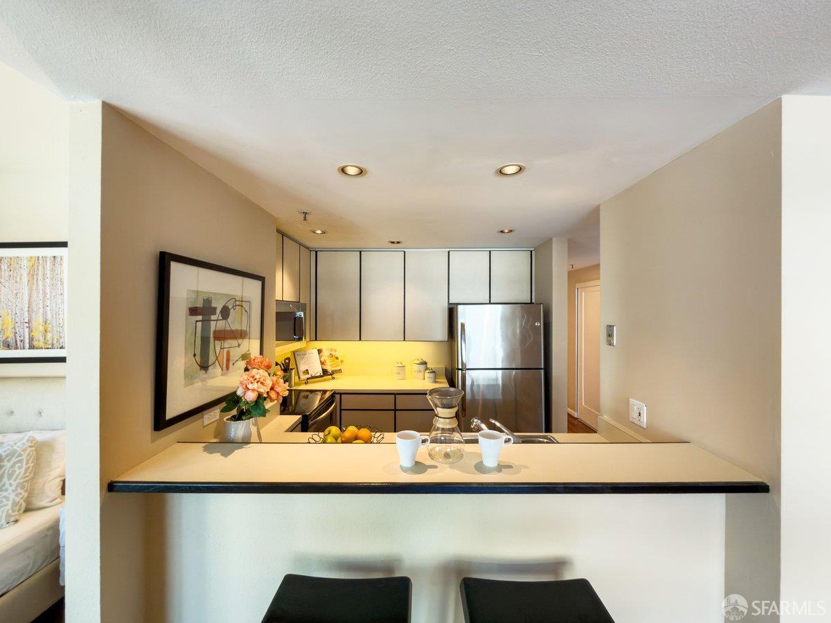 Photo #7: 426119212 Listing: Photo #7