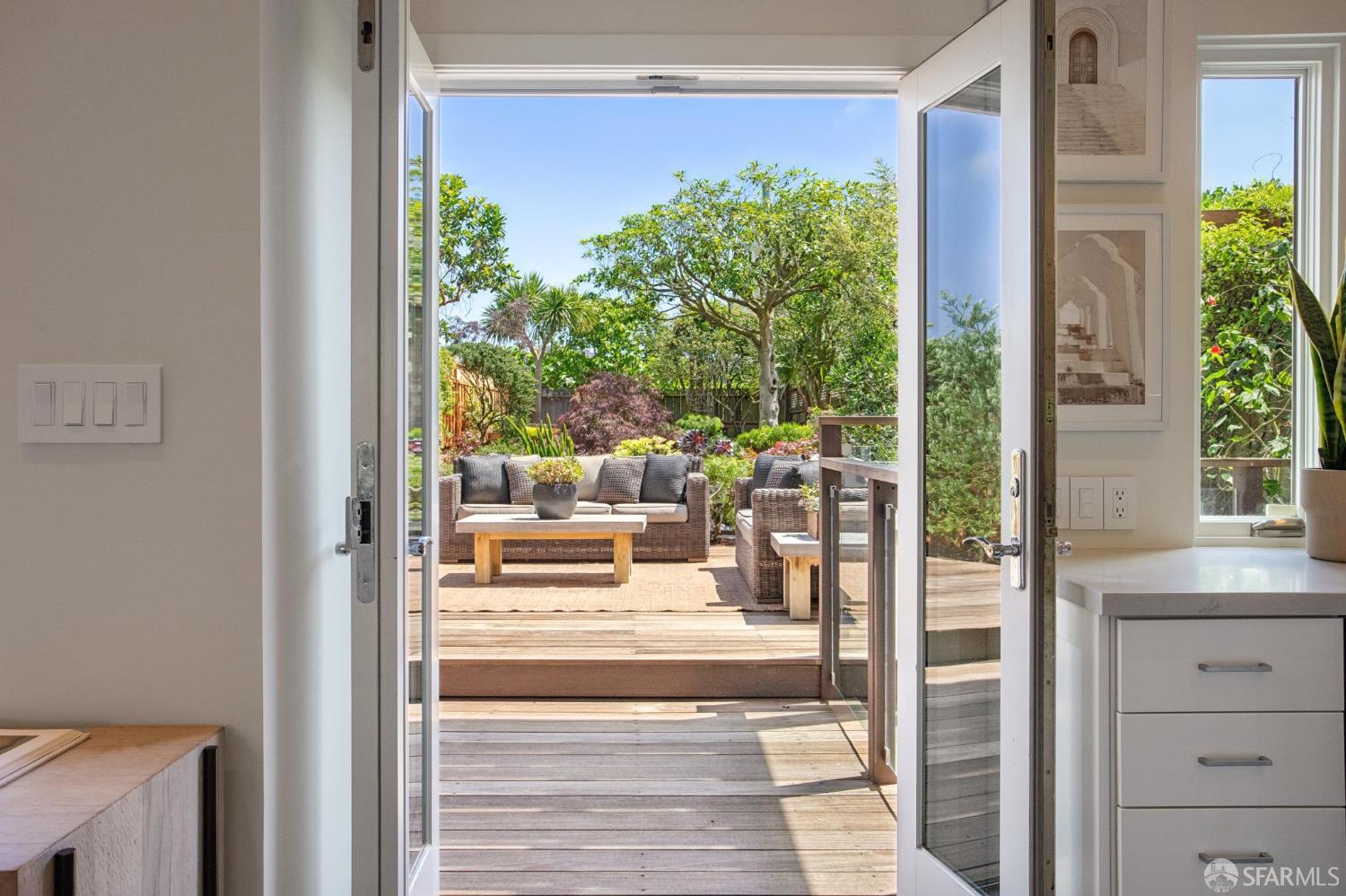 558 22nd, San Francisco, CA, 94121