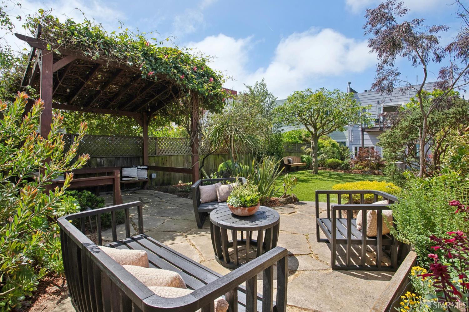 558 22nd, San Francisco, CA, 94121