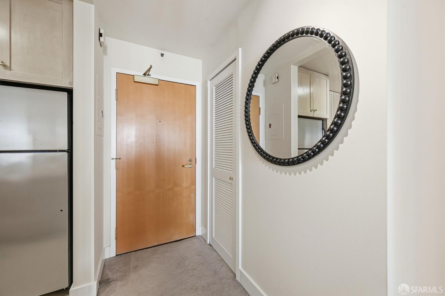 Photo #8: 426127543 Listing: Photo #8