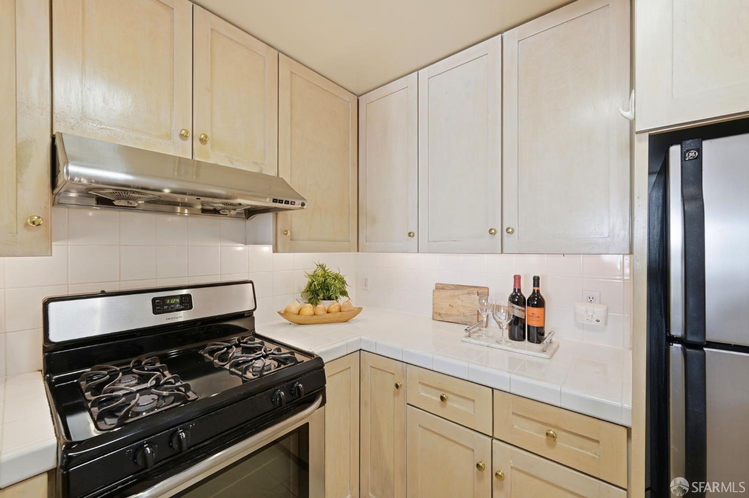 Photo #16: 426127543 Listing: Photo #16