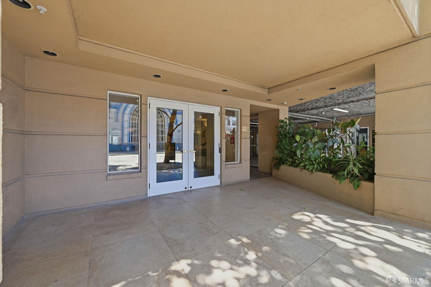 Photo #3: 426127543 Listing: Photo #3