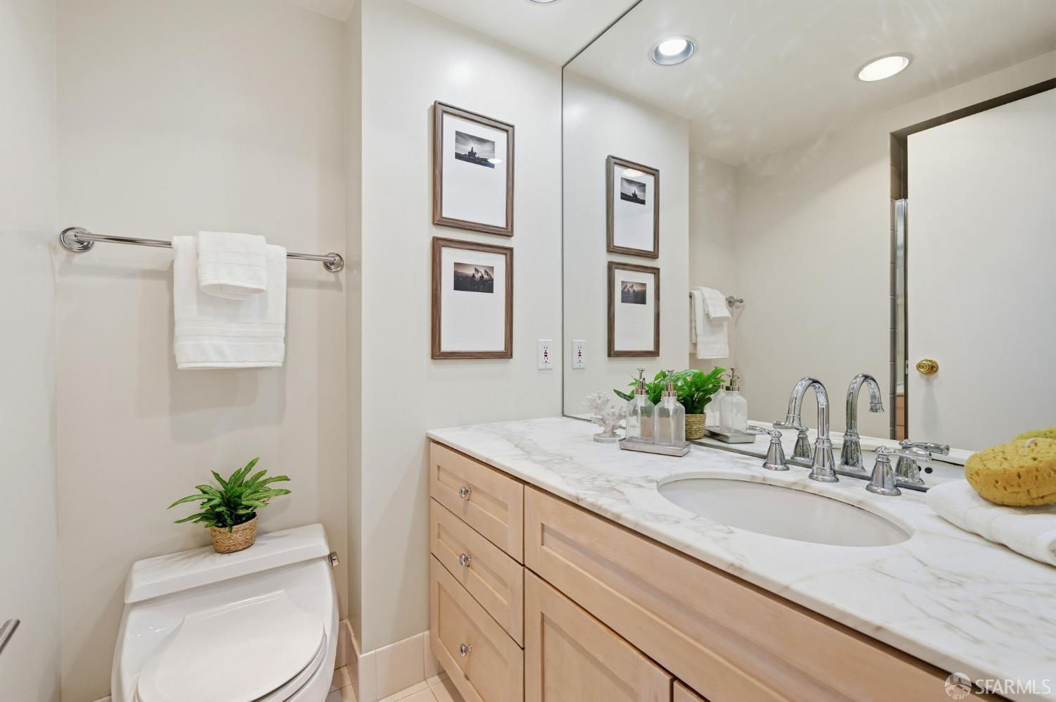 Photo #28: 426127543 Listing: Photo #28