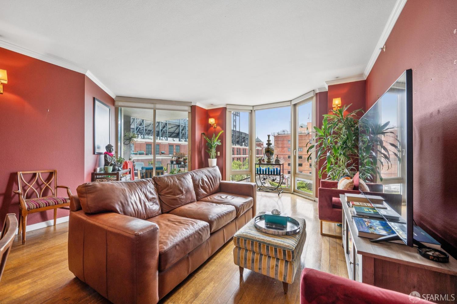 Photo #3: 426124981 Listing: Photo #3