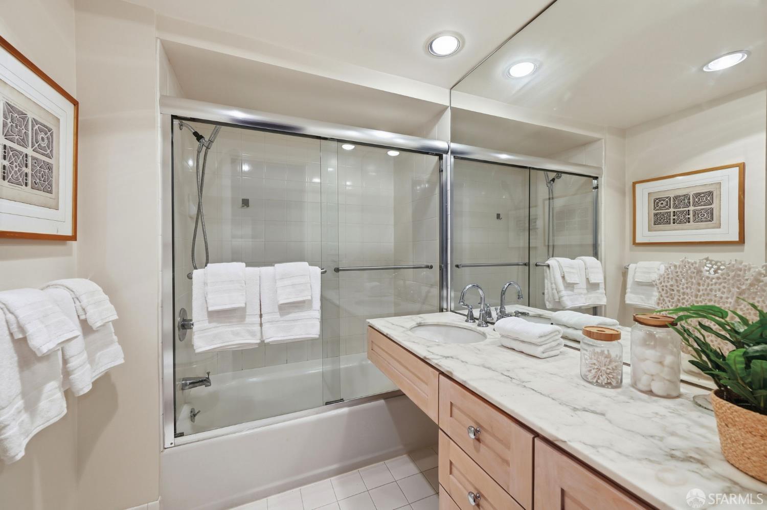 Photo #26: 426127543 Listing: Photo #26