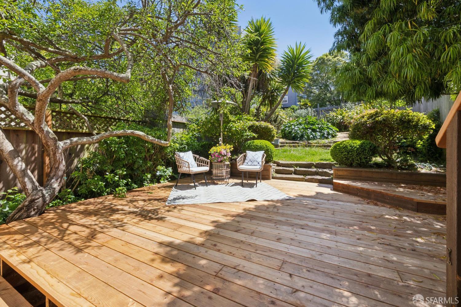 Photo #4: 426127695 Listing: Photo #4