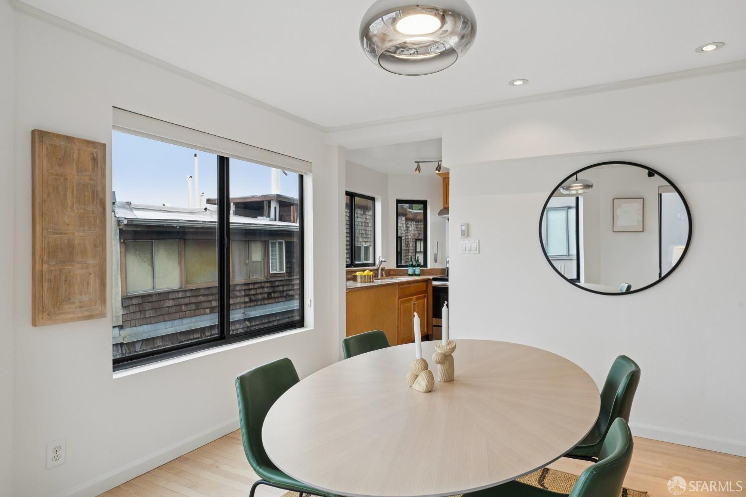 Photo #9: 426128071 Listing: Photo #9