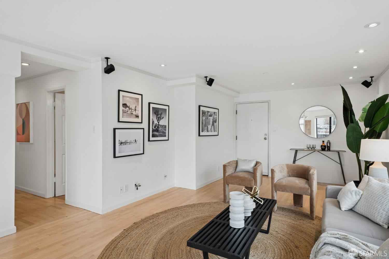 Photo #5: 426128071 Listing: Photo #5