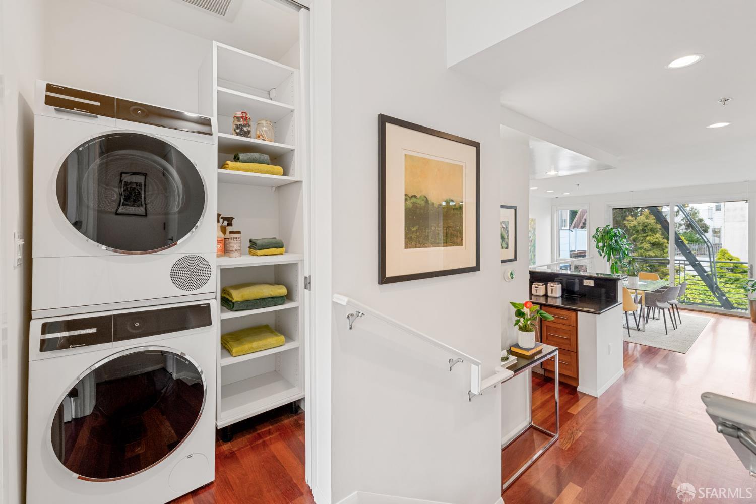 Photo #19: 426128275 Listing: Photo #19