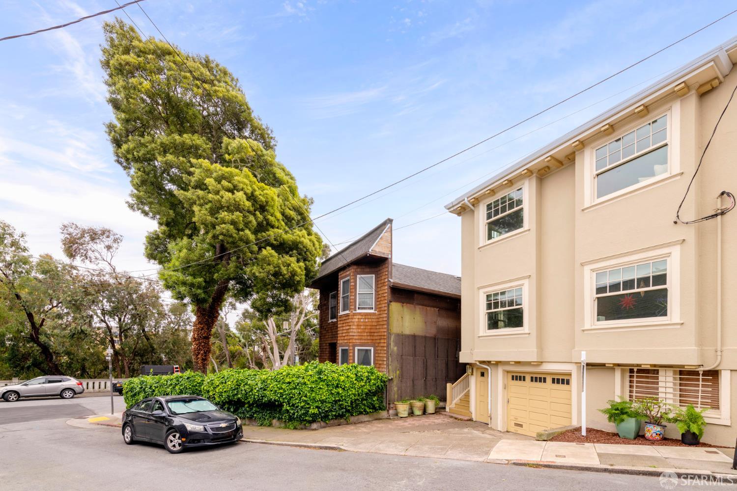 Photo #3: 426128287 Listing: Photo #3