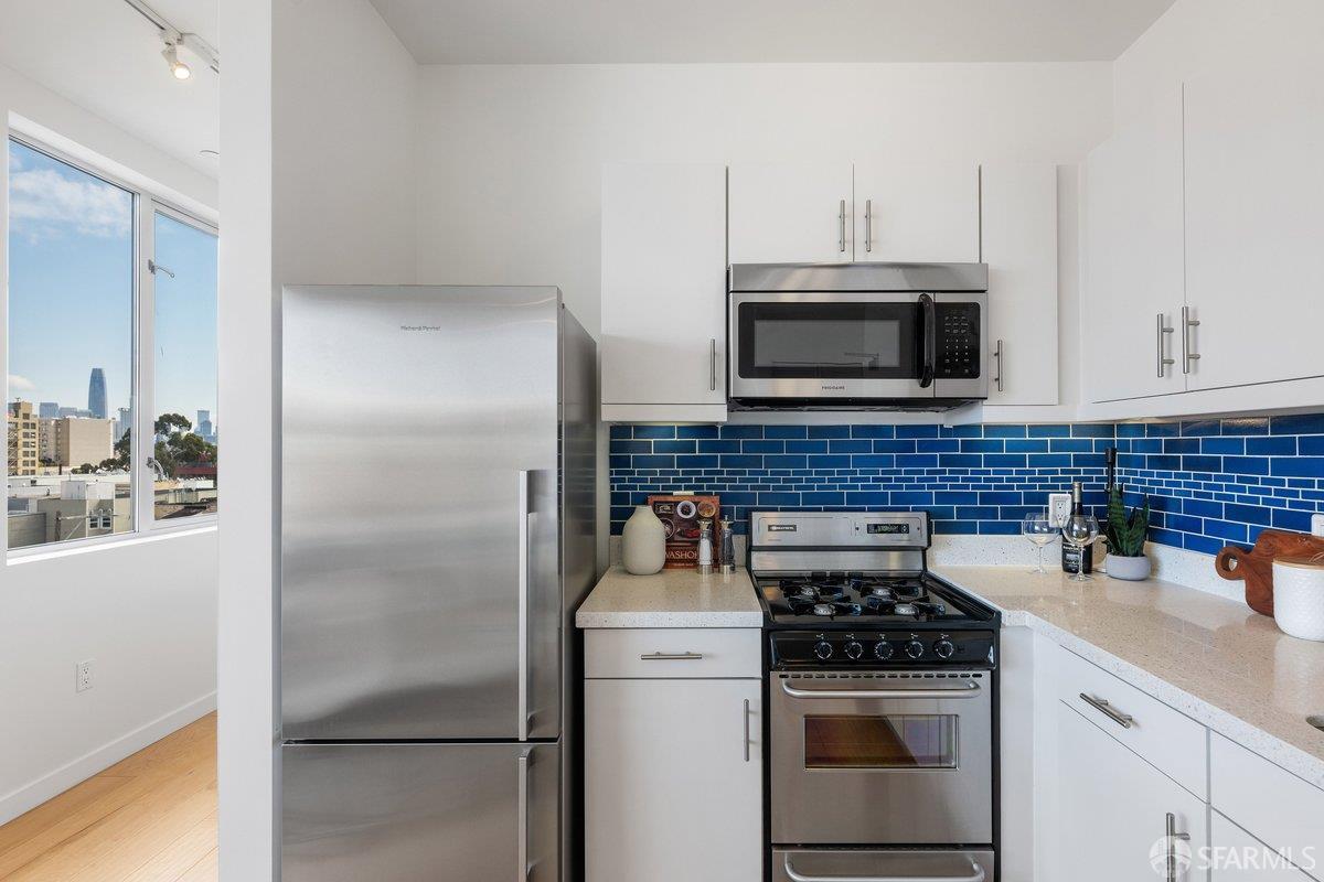 Photo #5: 426128665 Listing: Photo #5