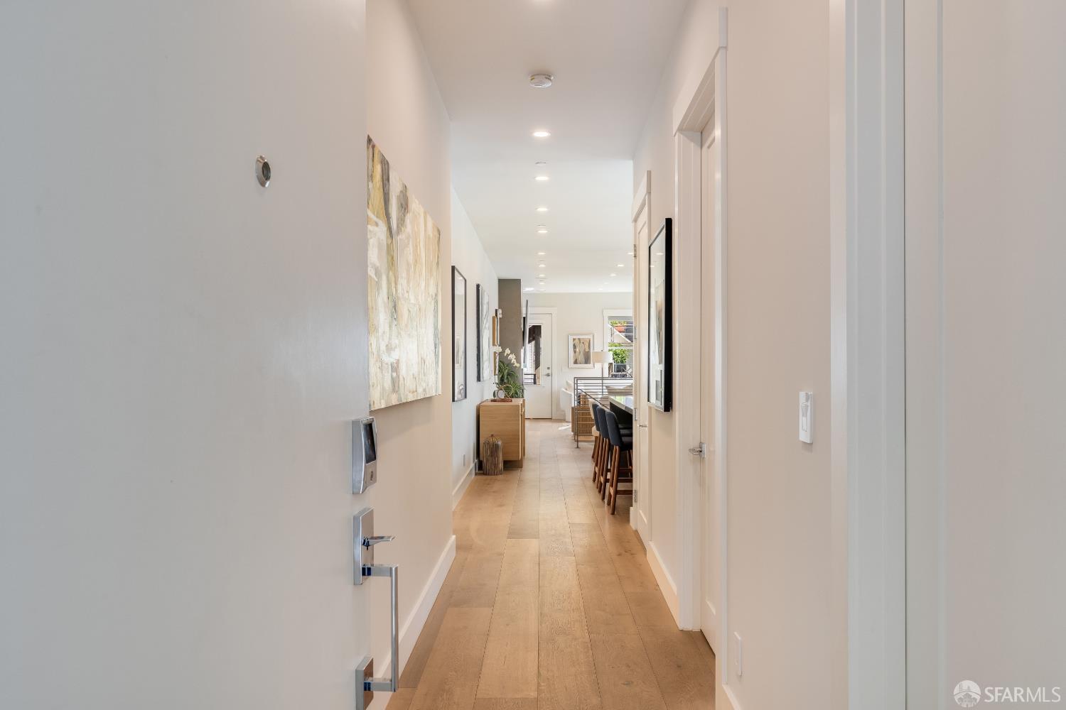 Photo #6: 426125564 Listing: Photo #6