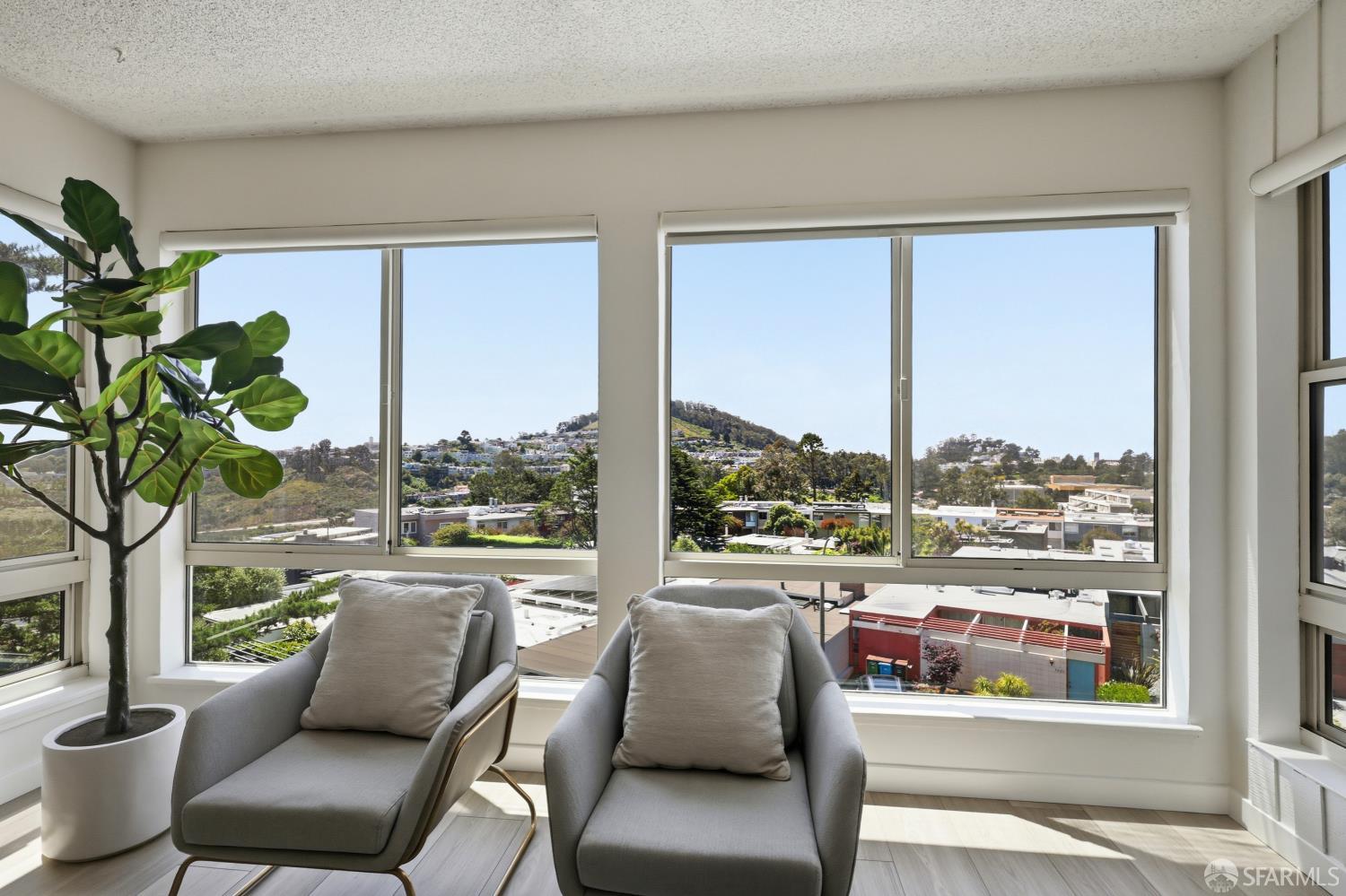 Photo #3: 426127654 Listing: Photo #3