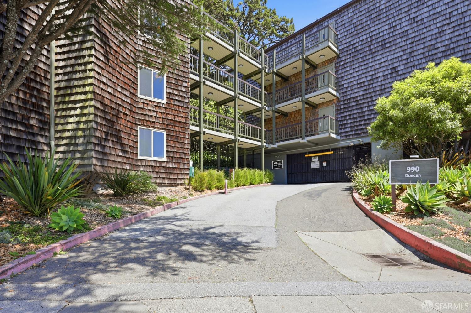 Photo #33: 426127654 Listing: Photo #33