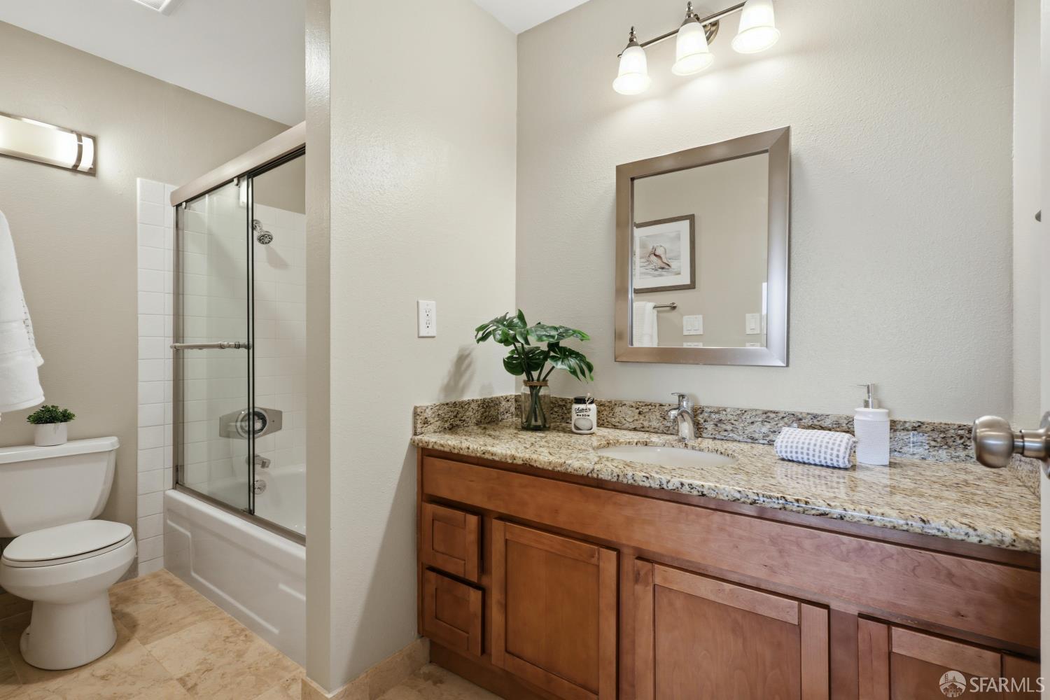 Photo #18: 426127654 Listing: Photo #18