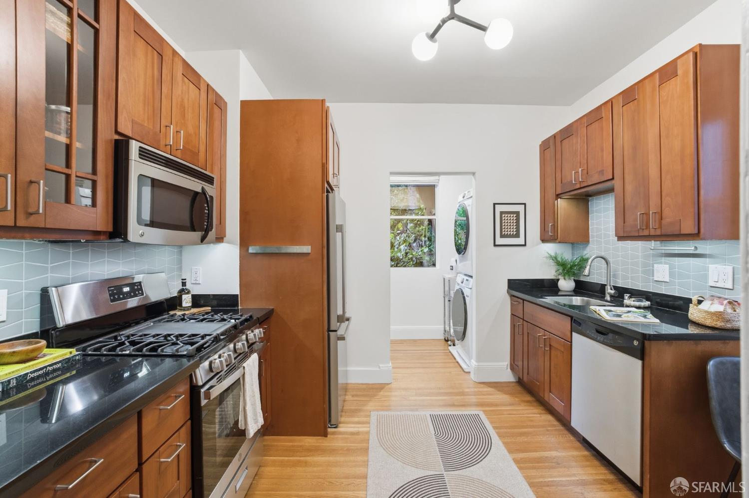 Photo #14: 426124429 Listing: Photo #14
