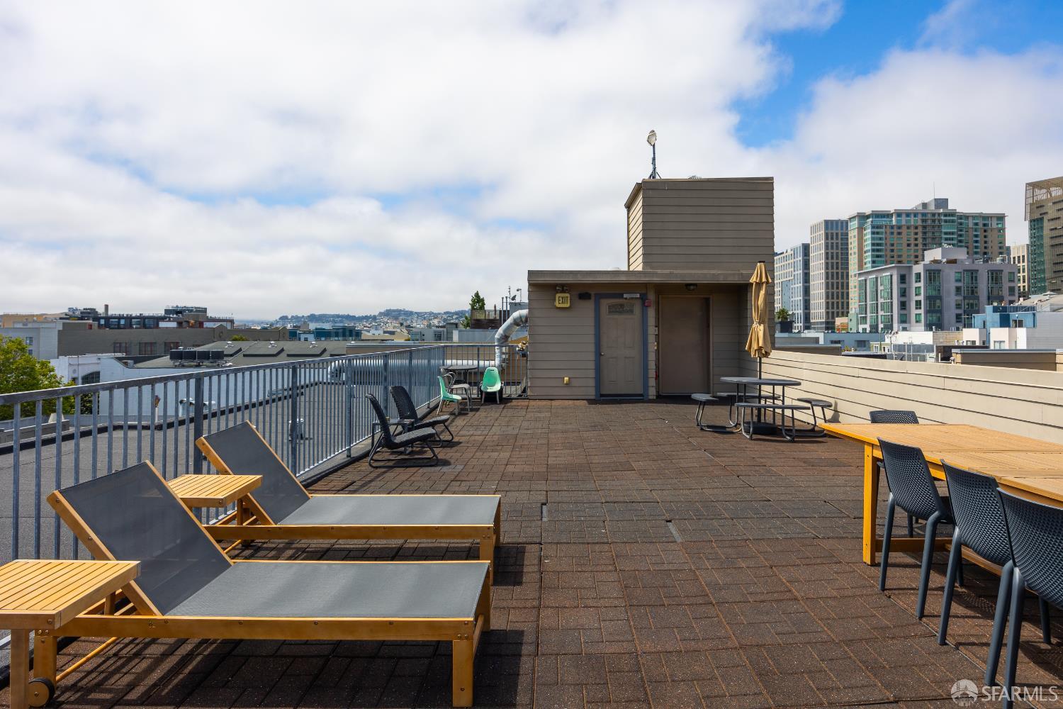 Photo #31: 426125534 Listing: Photo #31