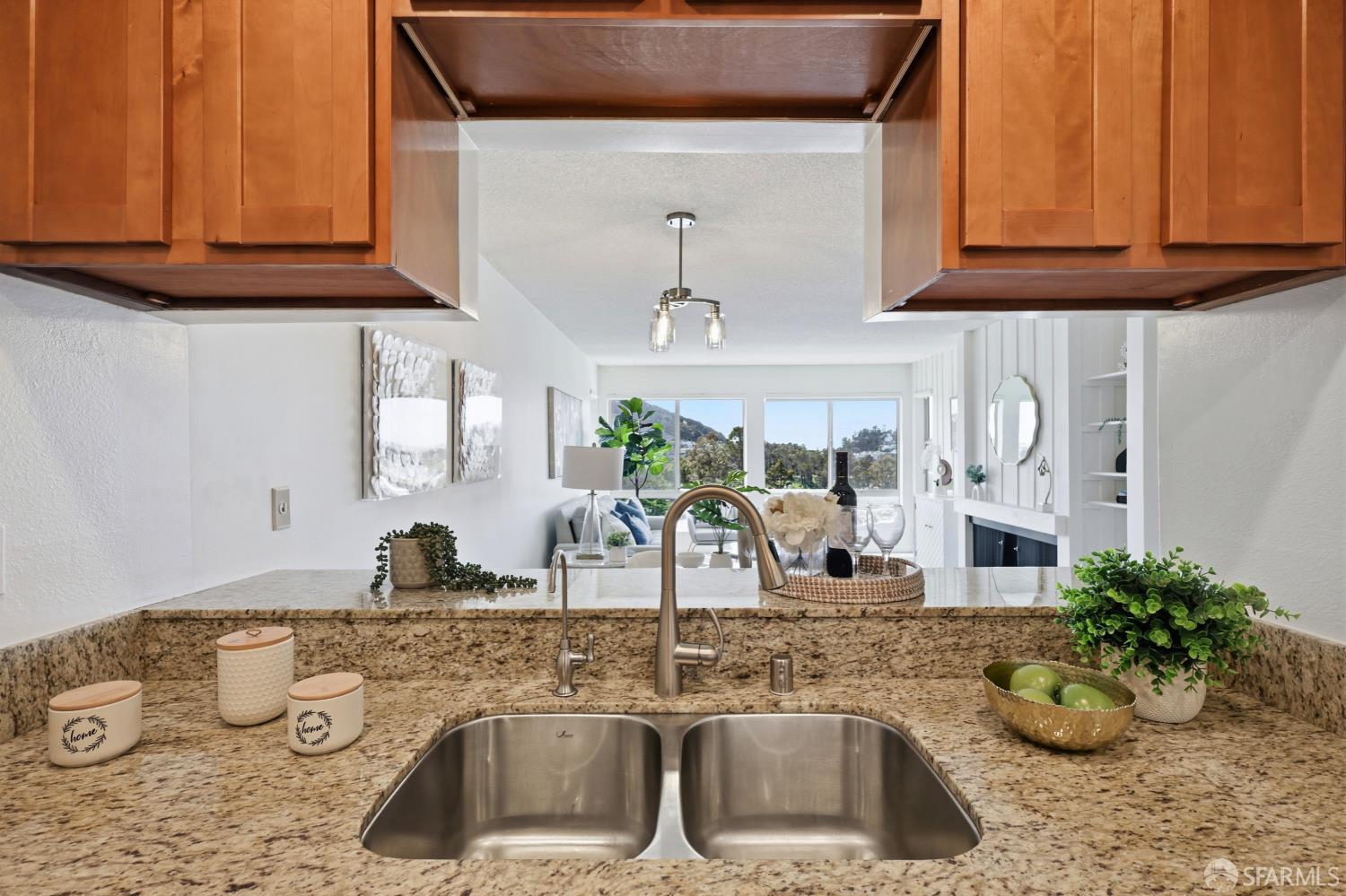 Photo #11: 426127654 Listing: Photo #11