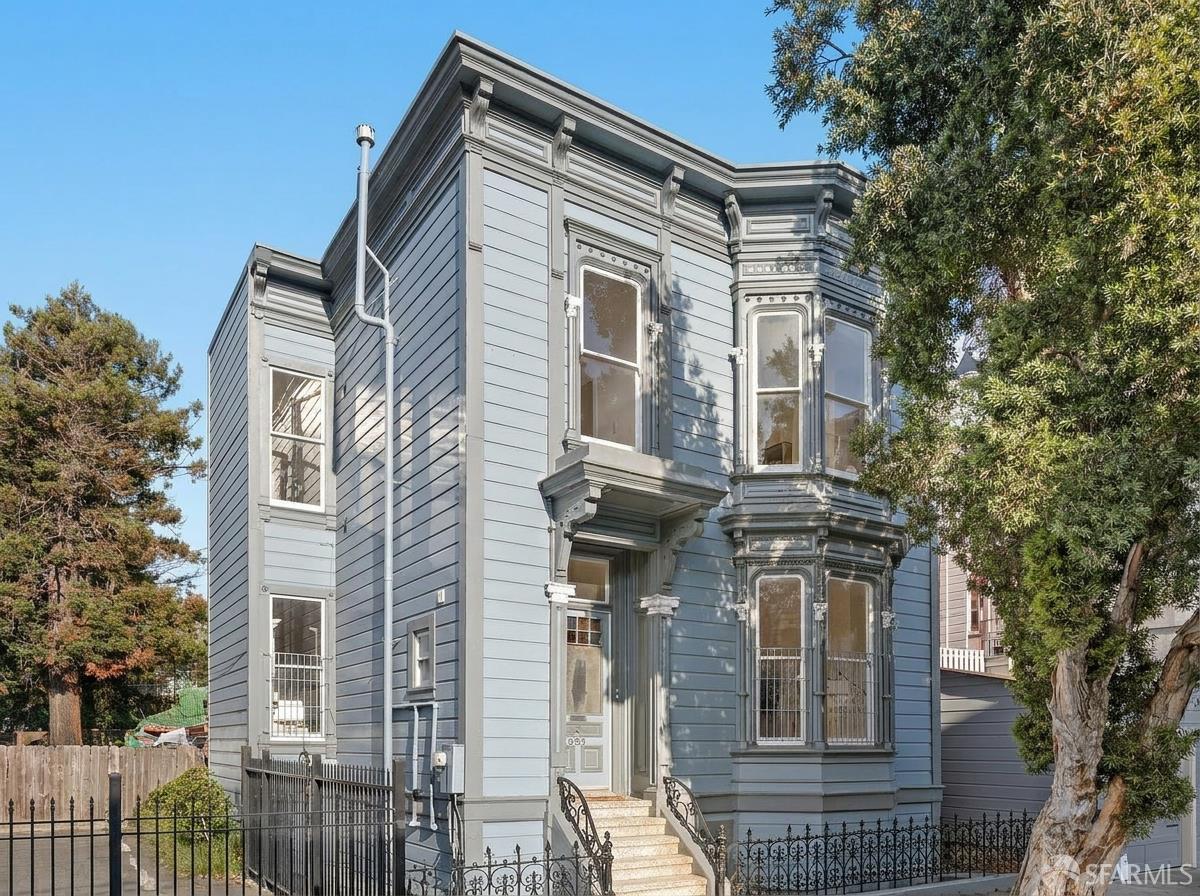 685 Capp Street