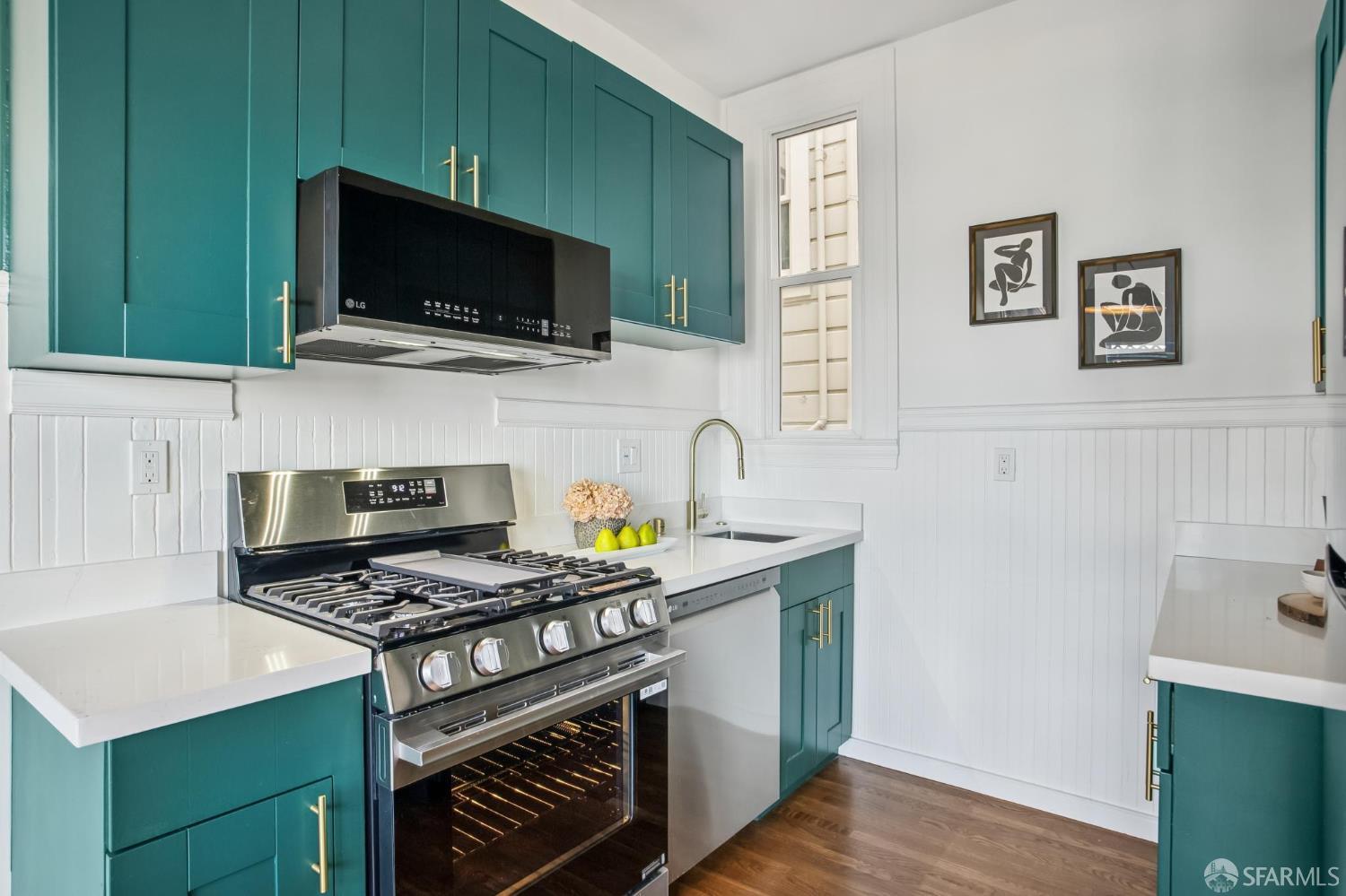 Photo #11: 426128957 Listing: Photo #11