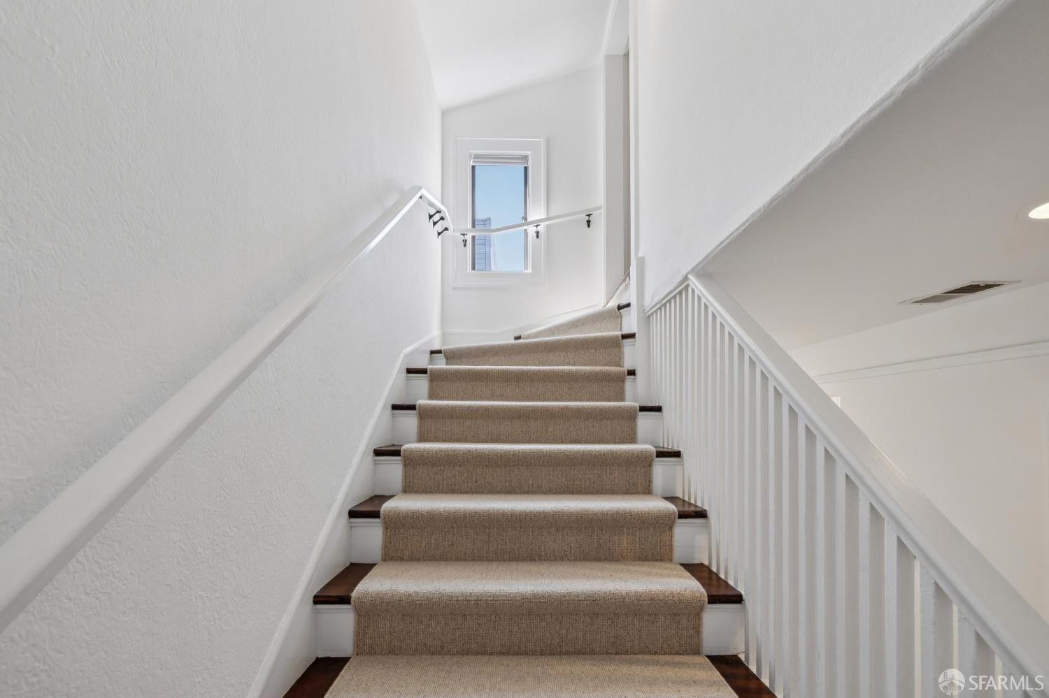 Photo #33: 426128428 Listing: Photo #33