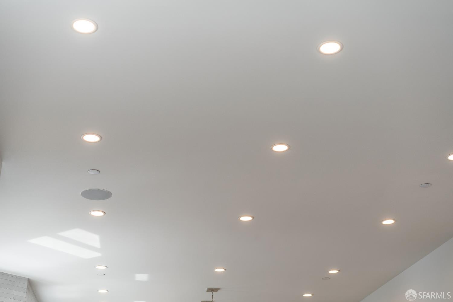 Photo #10: 426125564 Listing: Photo #10