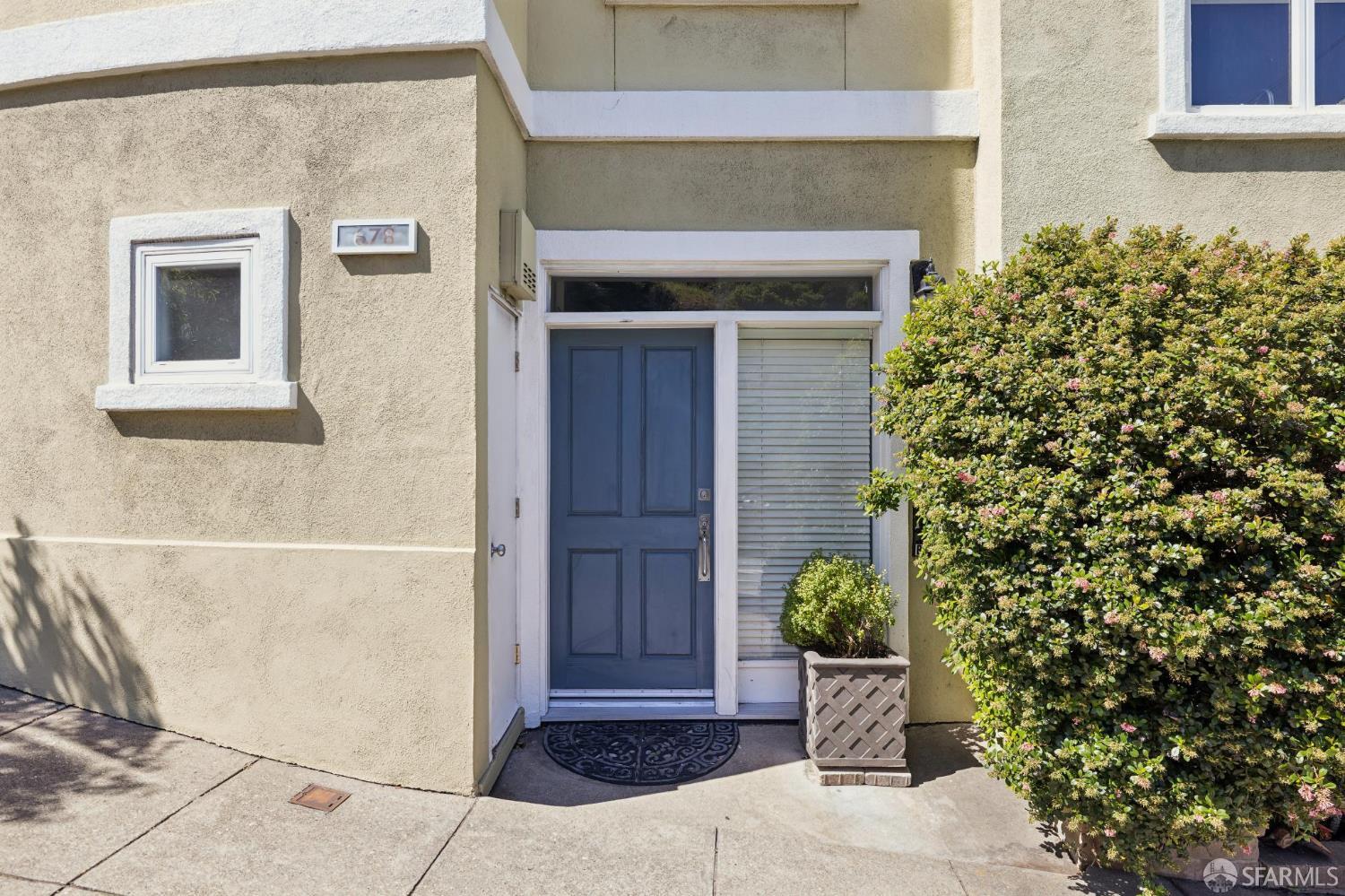 Photo #4: 426125947 Listing: Photo #4