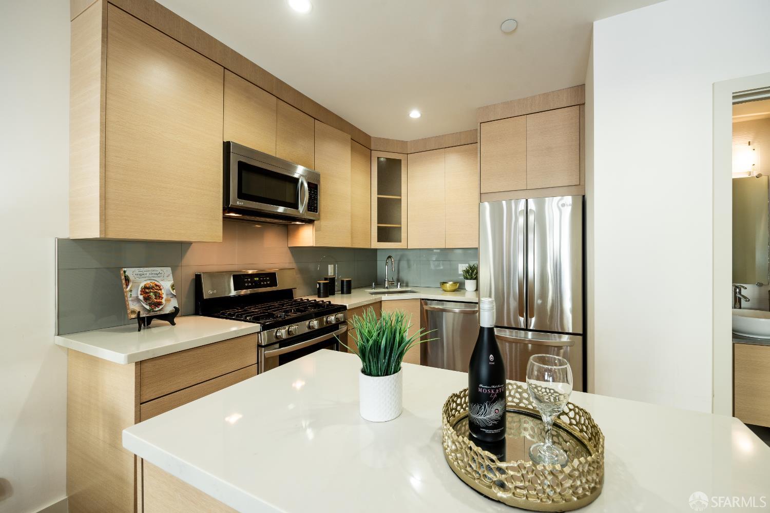 Photo #13: 426125534 Listing: Photo #13