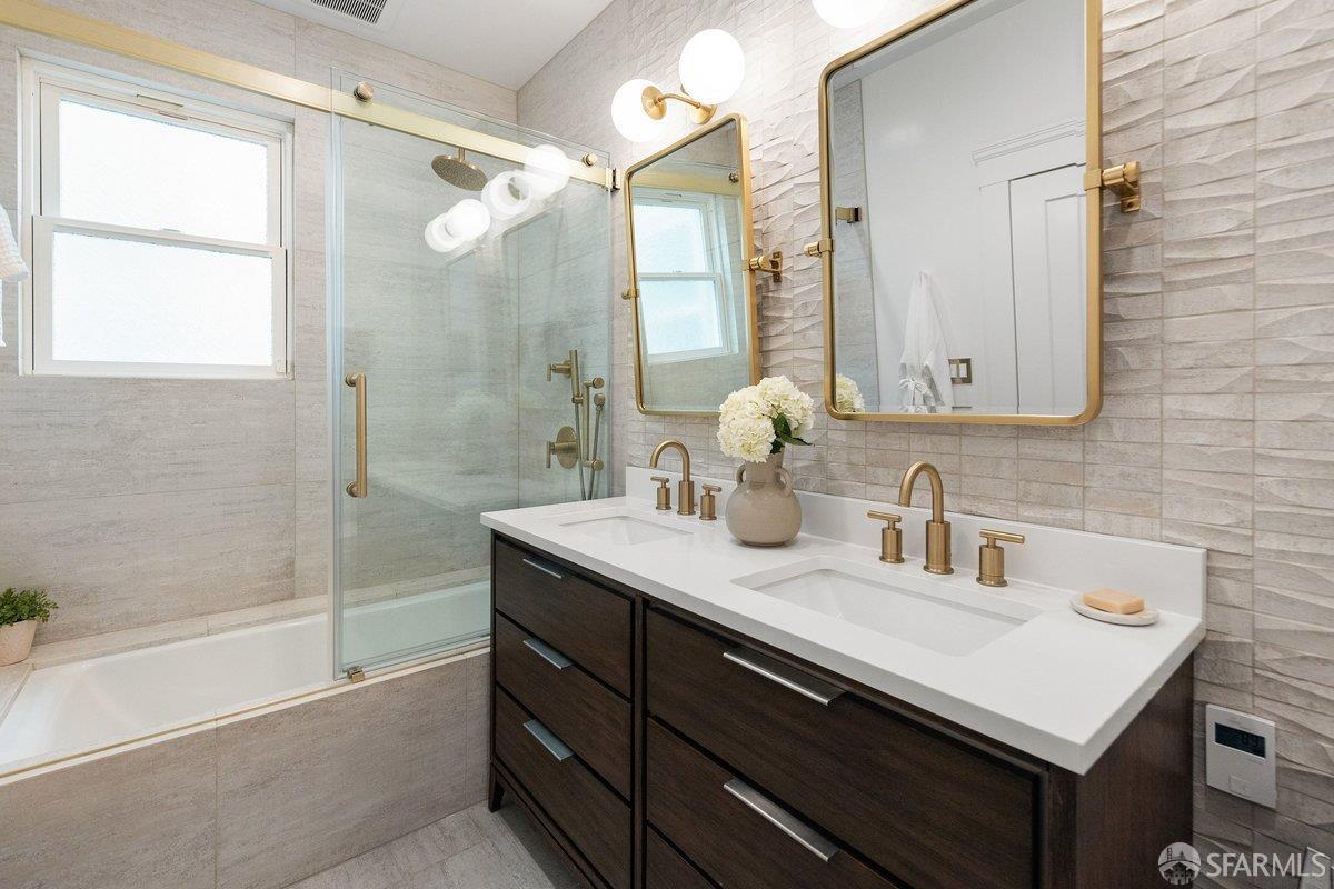 Photo #22: 426128786 Listing: Photo #22