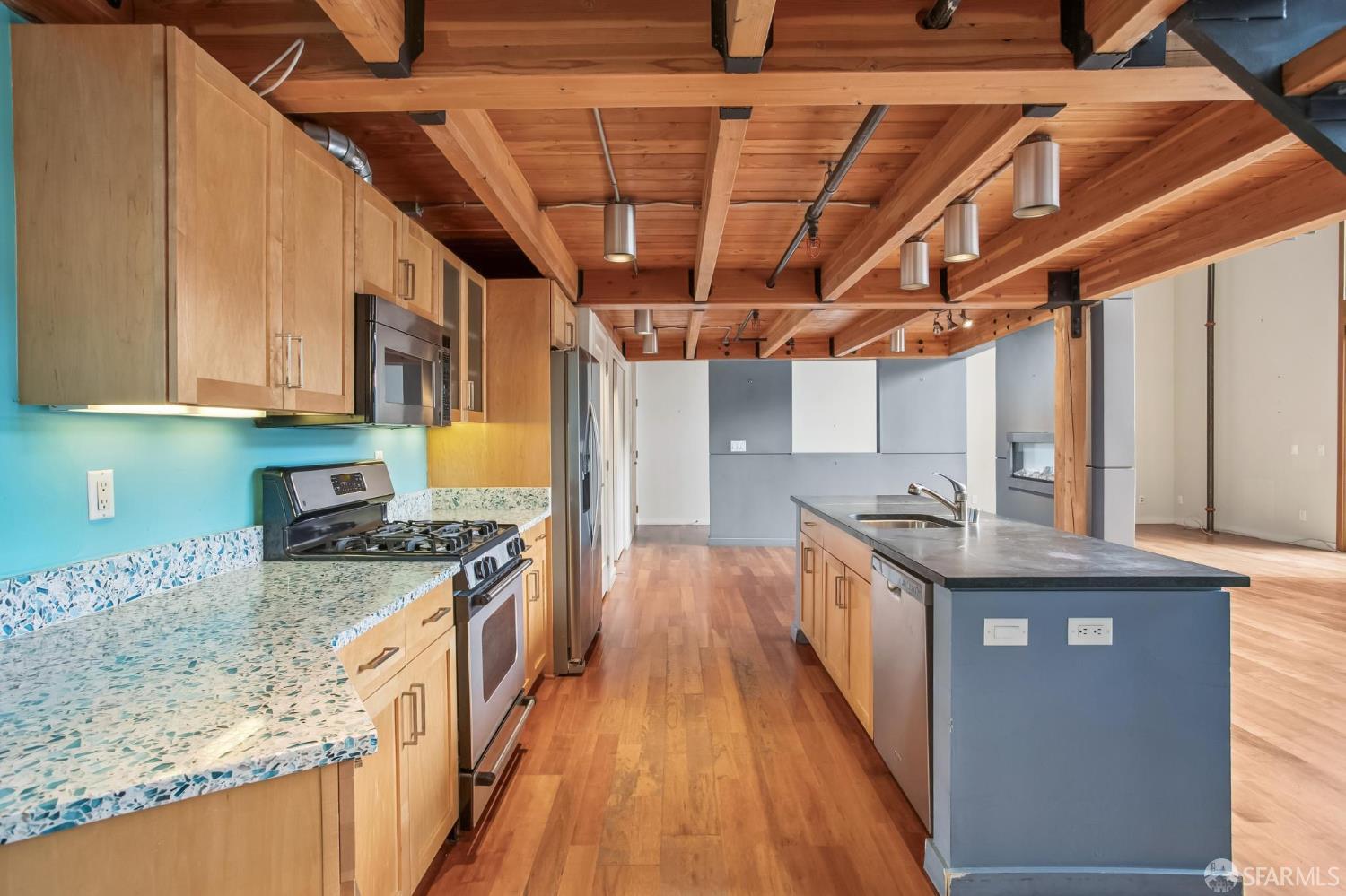 Photo #37: 426129150 Listing: Photo #37
