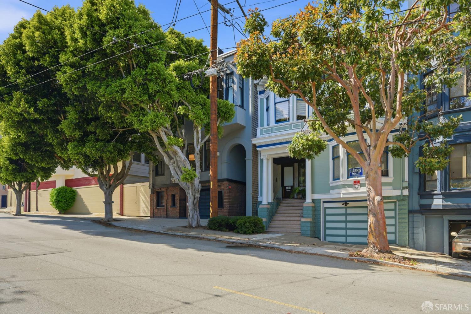 Photo #8: 426128802 Listing: Photo #8