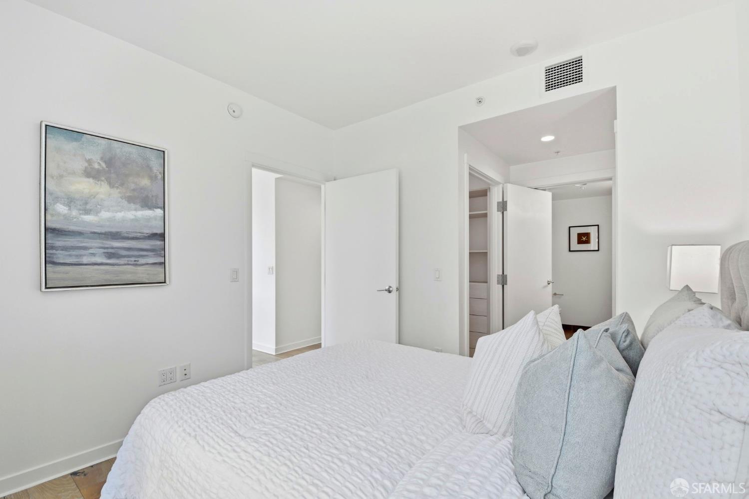 Photo #18: 426128421 Listing: Photo #18