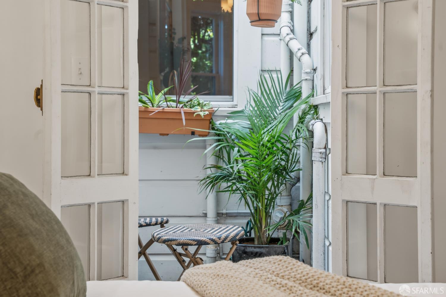 3944 18th, San Francisco, CA, 94114