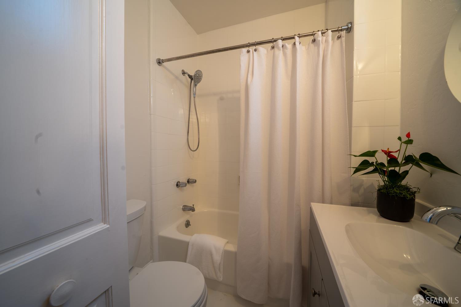 Photo #25: 426129454 Listing: Photo #25