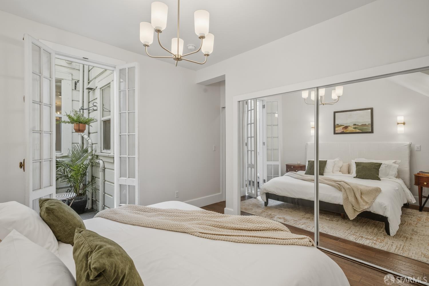 3944 18th, San Francisco, CA, 94114