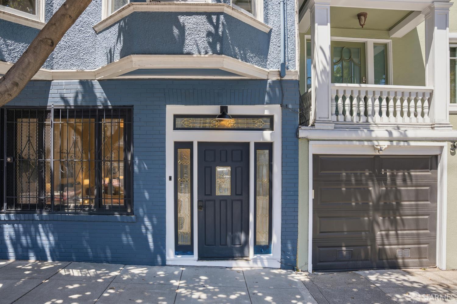 3944 18th, San Francisco, CA, 94114
