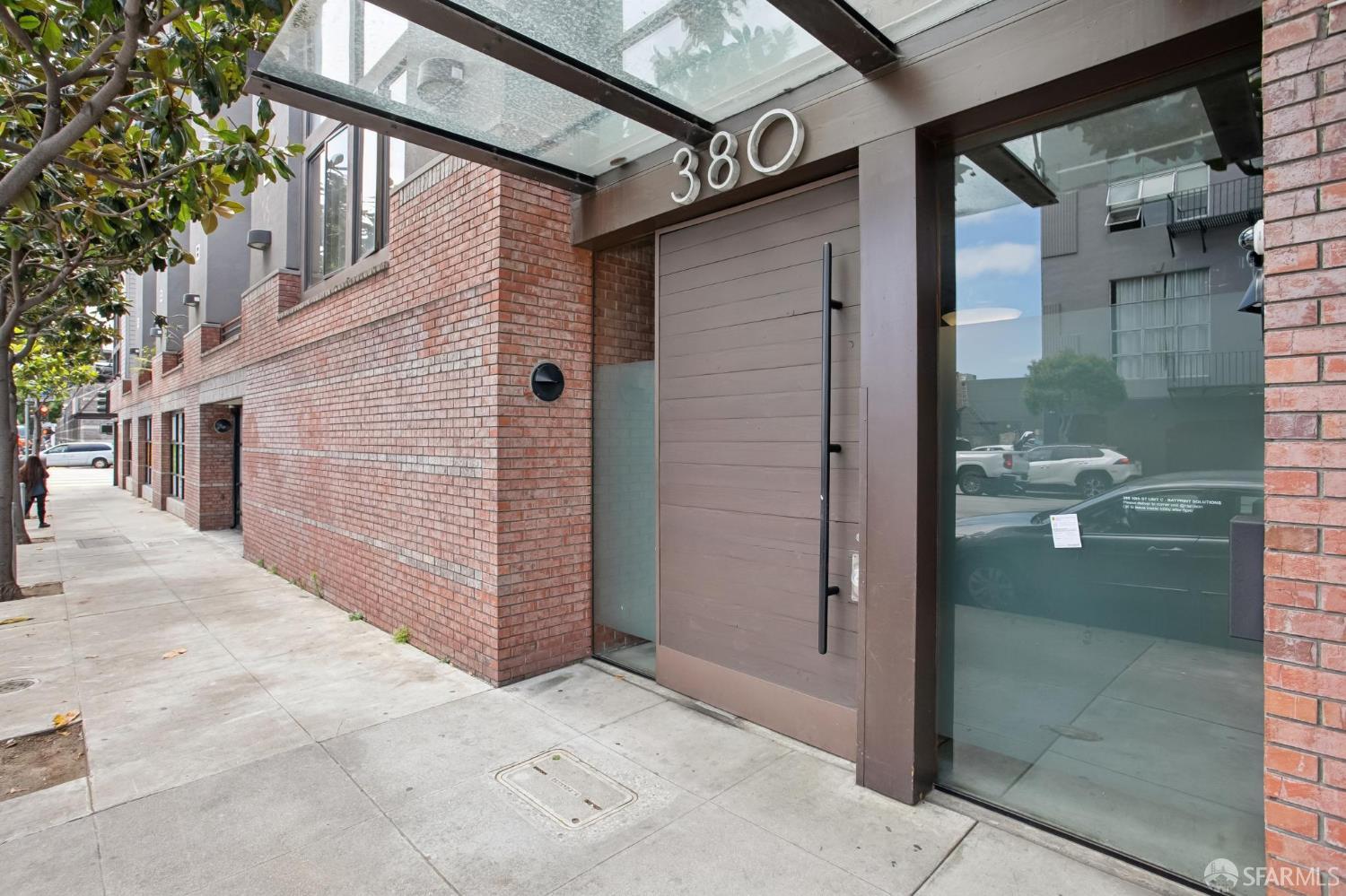 Photo #21: 426129150 Listing: Photo #21