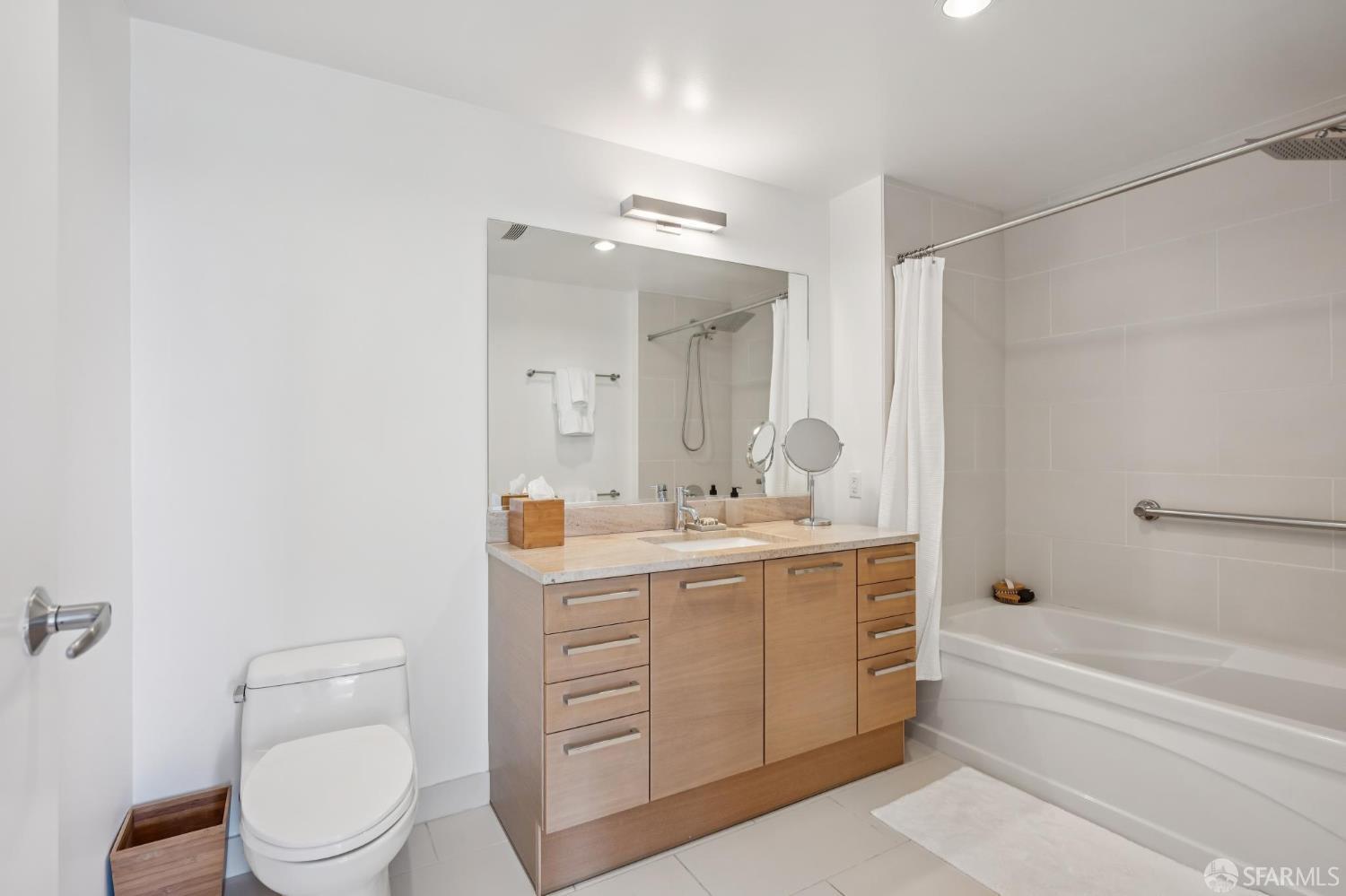 Photo #19: 426129541 Listing: Photo #19