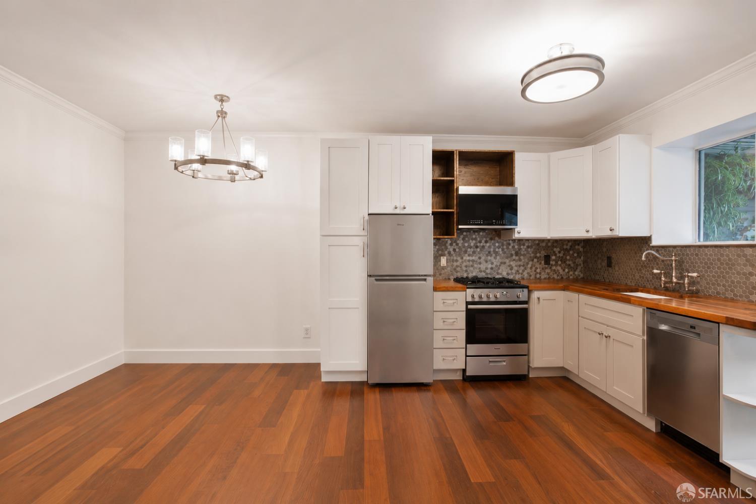 Photo #10: 426129586 Listing: Photo #10