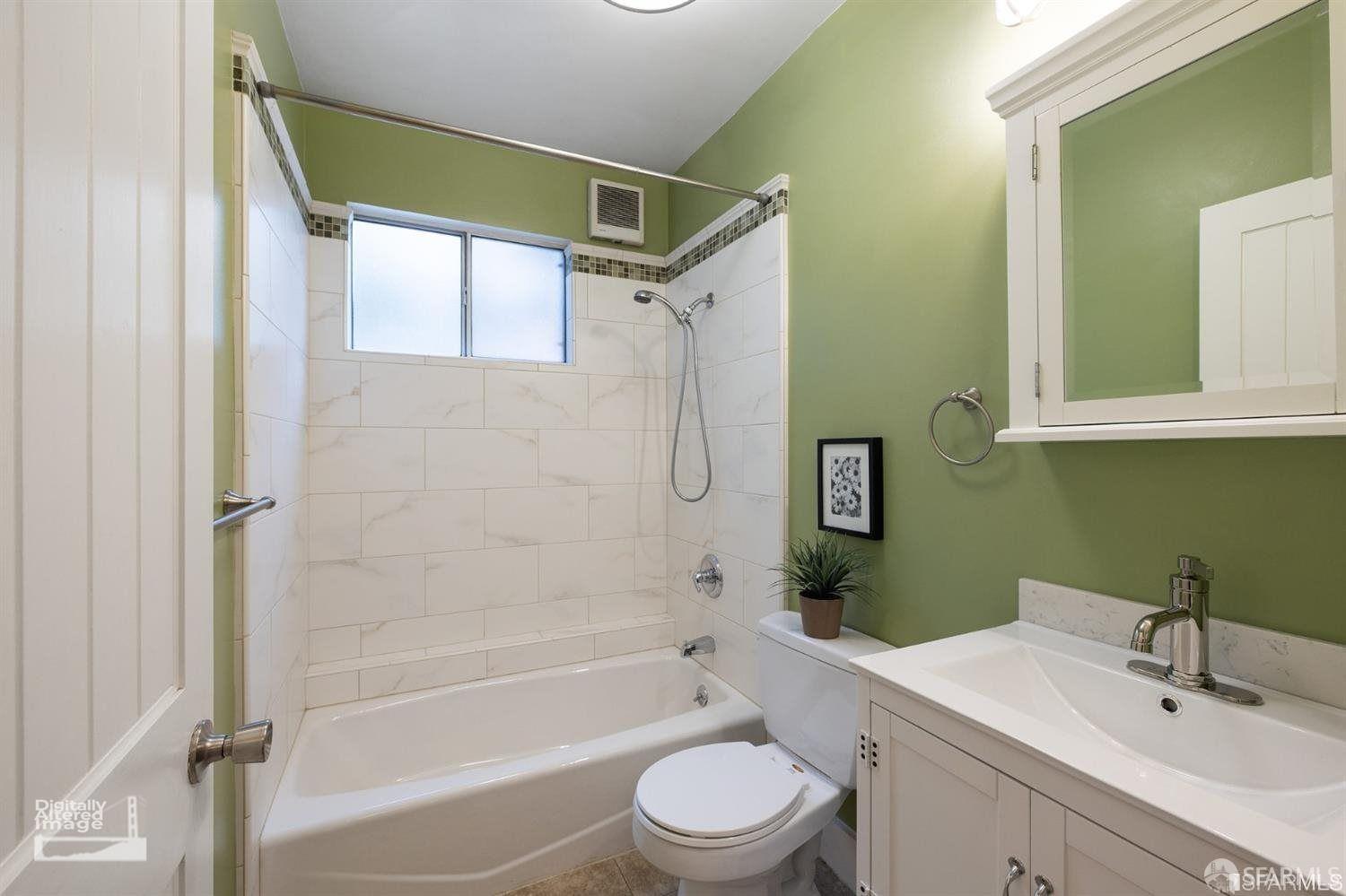 Photo #7: 426129586 Listing: Photo #7