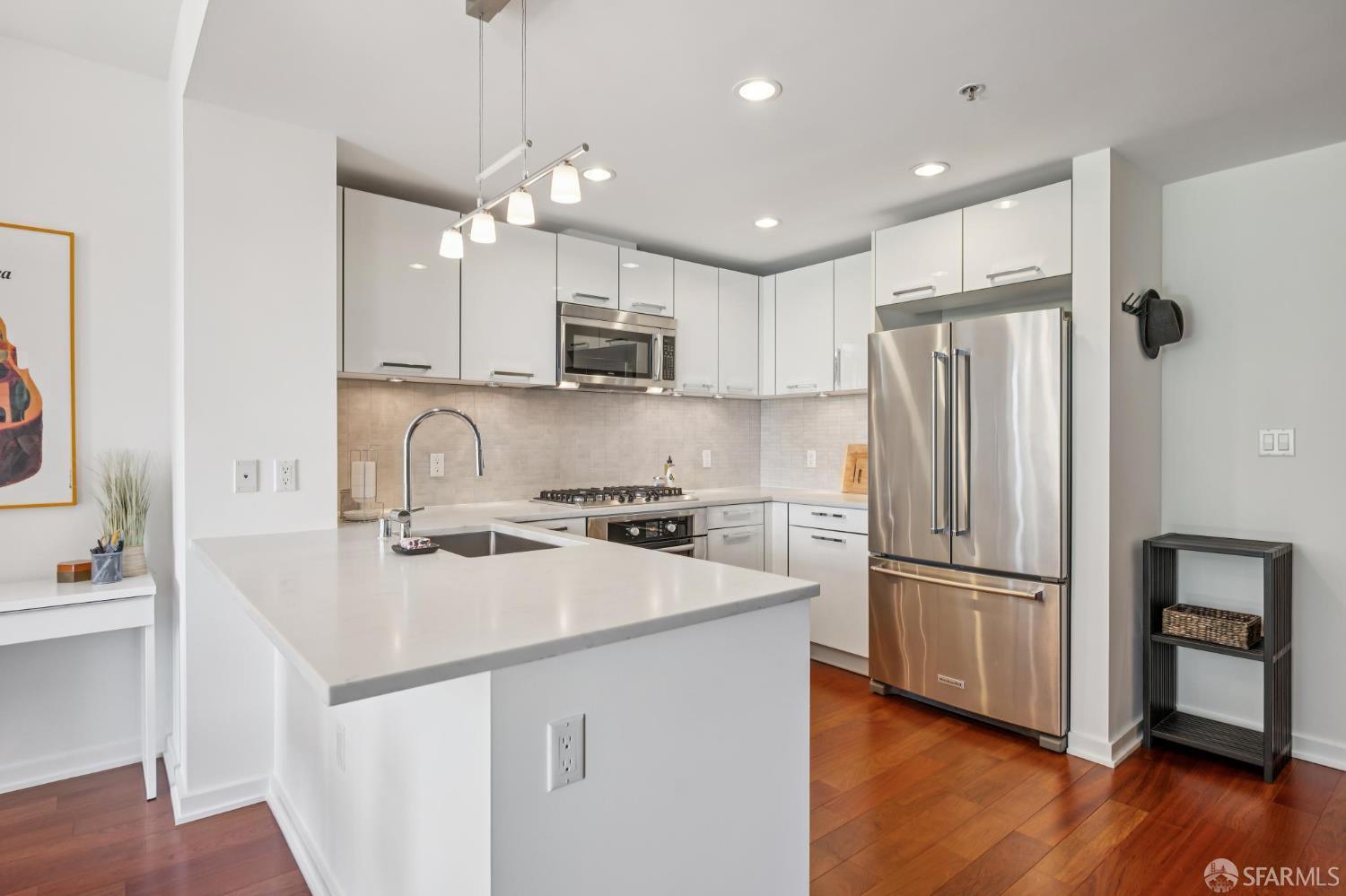 Photo #10: 426129541 Listing: Photo #10