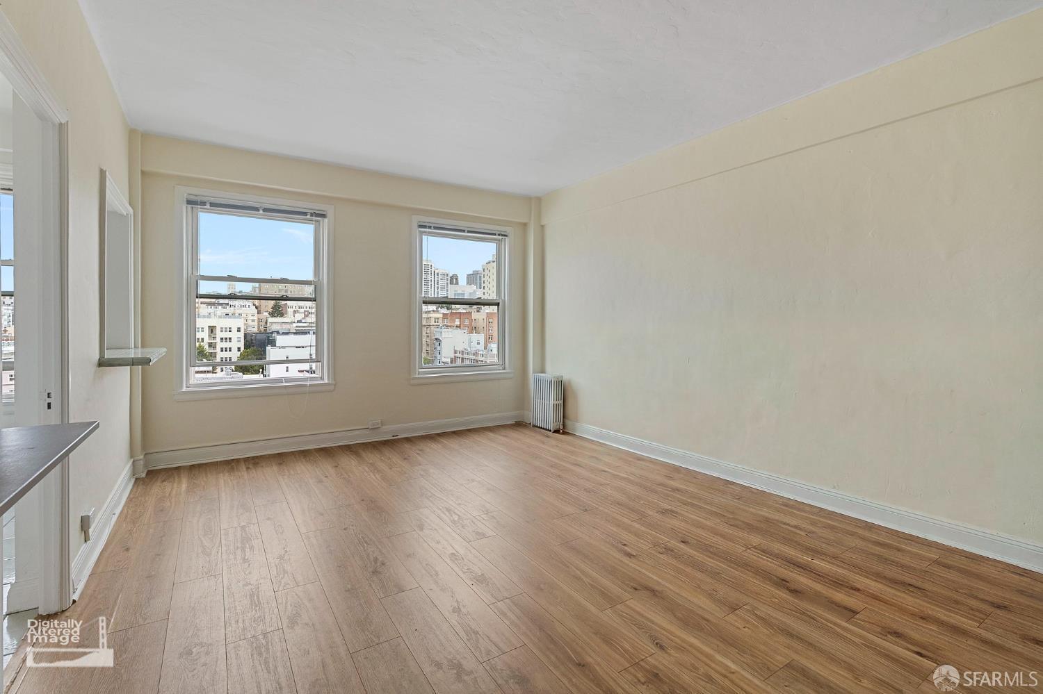 Photo #8: 426128162 Listing: Photo #8